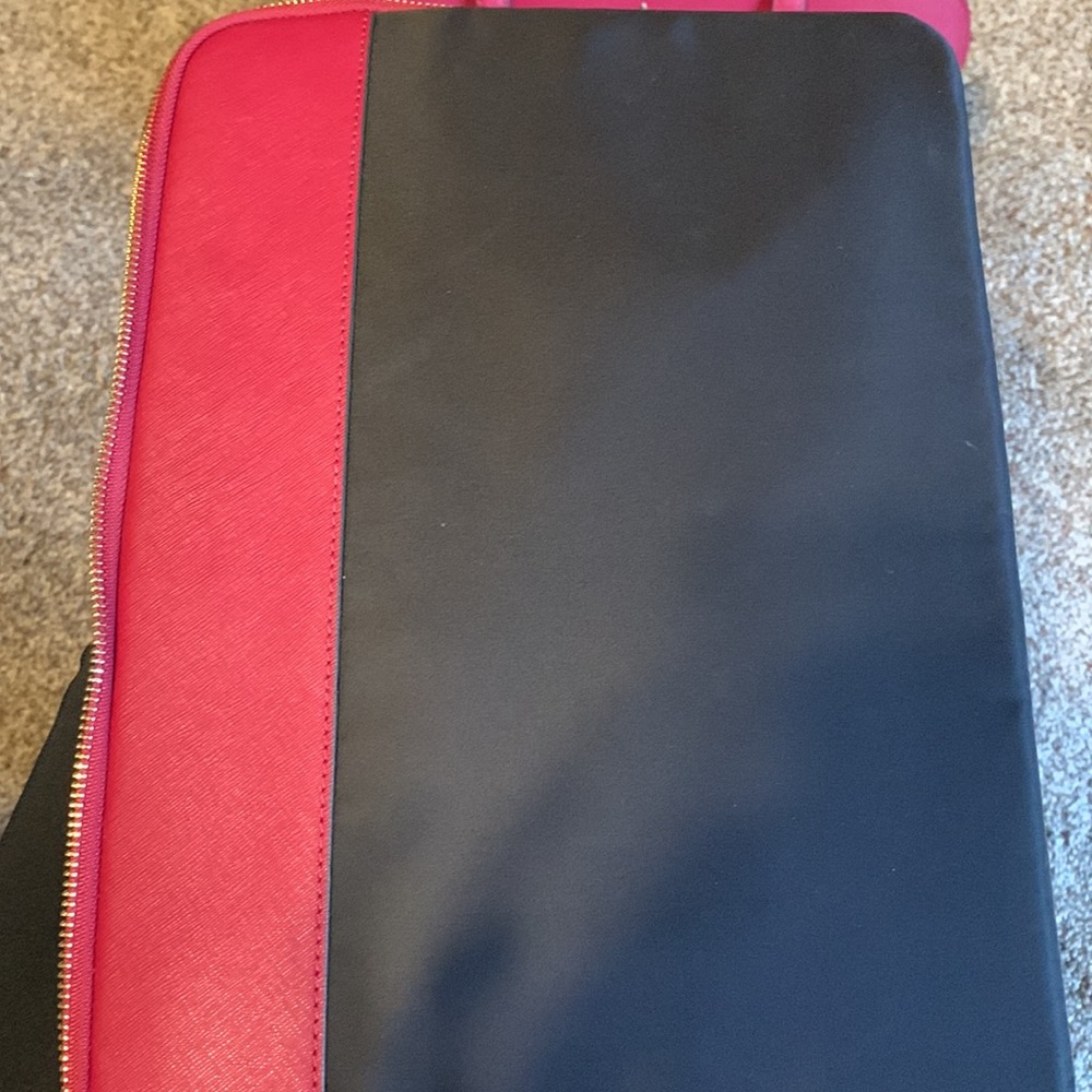 Excellent almost new Kate spade tote - Picture 3 of 5